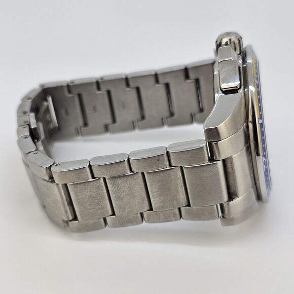 Millage Men's Watch 44MM Blue Dial Gray Bracelet Band 6.5" Wrist New Battery - Picture 10 of 13